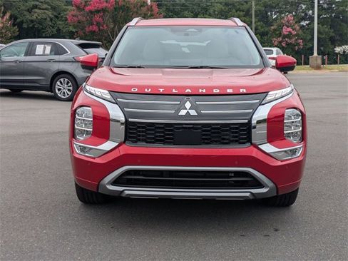 New 2025 Mitsubishi Outlander SEL image 8