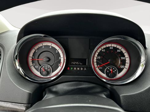 Used 2019 Dodge Grand Caravan SE FWD image 13