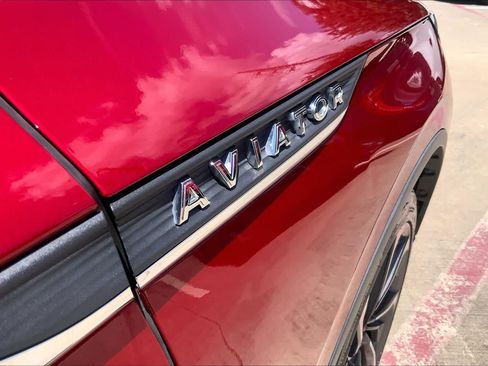 Used 2020 Lincoln Aviator Reserve w/ Equipment Group 202A AWD/4WD image 10