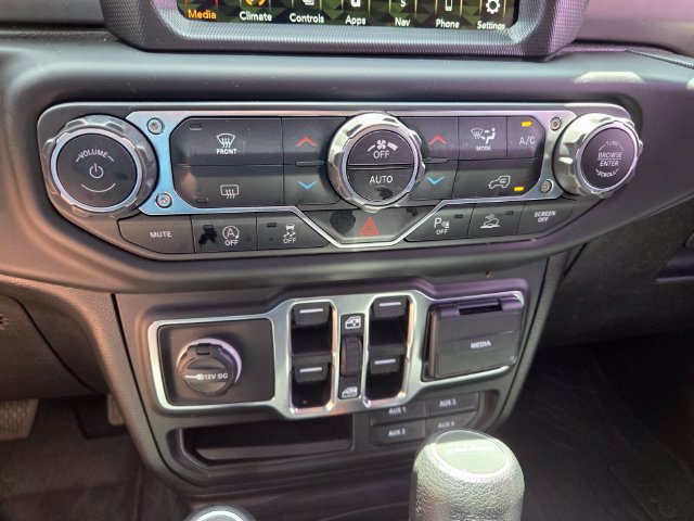 Certified 2021 Jeep Gladiator Sport AWD/4WD image 28