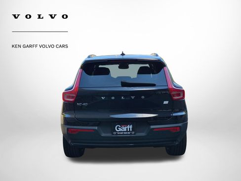 Used 2023 Volvo XC40 Recharge Plus AWD/4WD image 4
