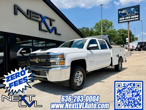 Used 2018 Chevrolet Silverado 2500 LT AWD/4WD image 1