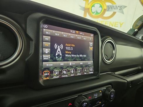 Certified 2023 Jeep Wrangler Unlimited Rubicon 4xe w/ Dual Top Group AWD/4WD image 20