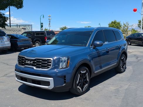 Used 2023 Kia Telluride S AWD/4WD image 10