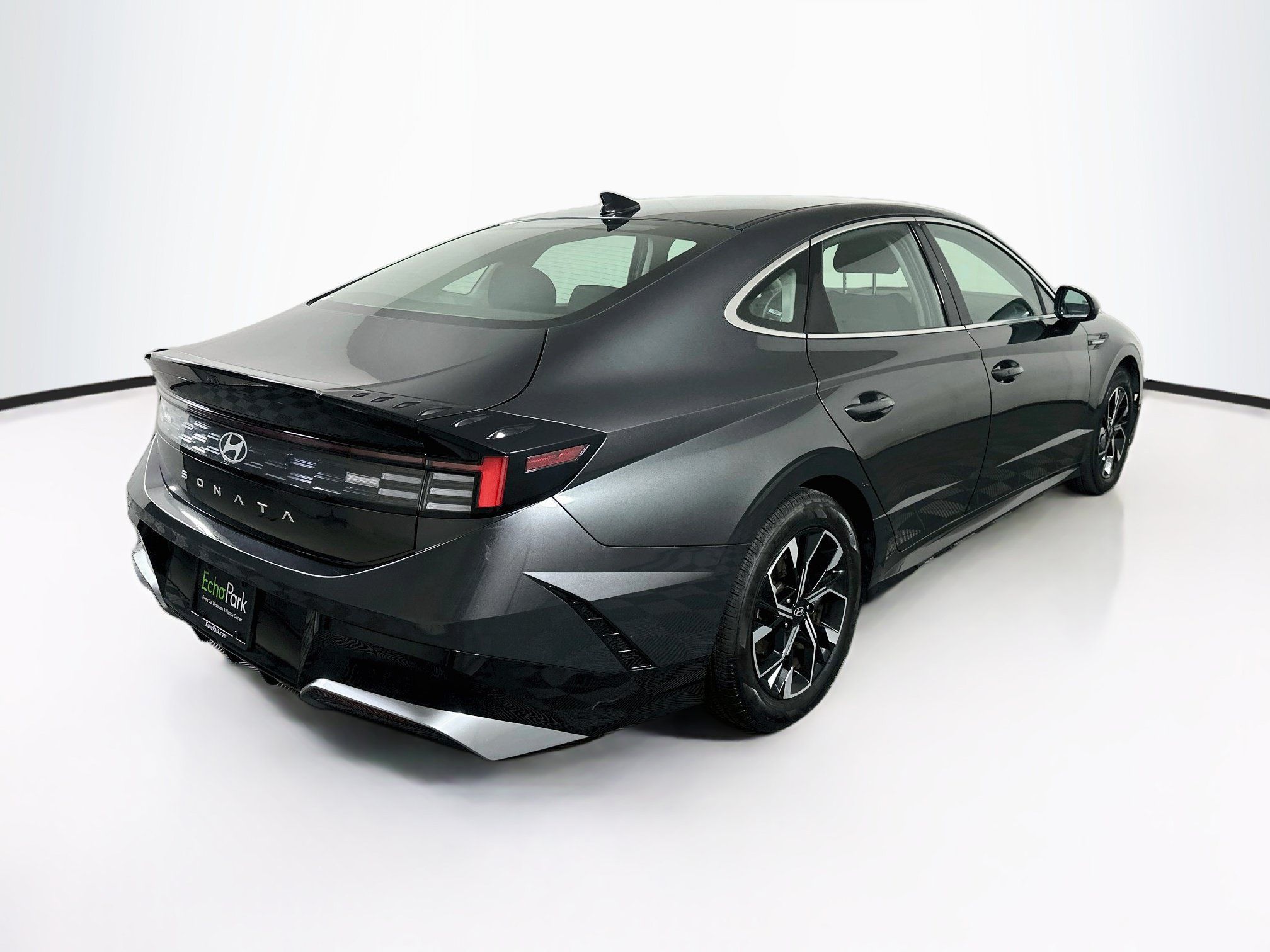 Used 2025 Hyundai Sonata SEL FWD image 9