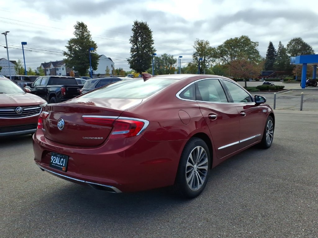 Certified 2018 Buick LaCrosse Essence FWD image 4