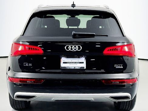 Used 2018 Audi Q5 2.0T Premium image 3