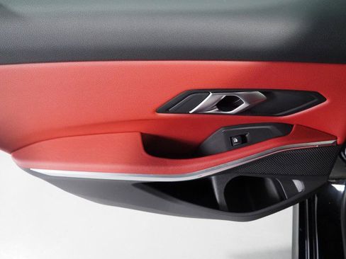 Used 2024 BMW 330i Sedan w/ Convenience Package image 61