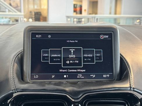 Used 2020 Aston Martin V8 Vantage Coupe image 40