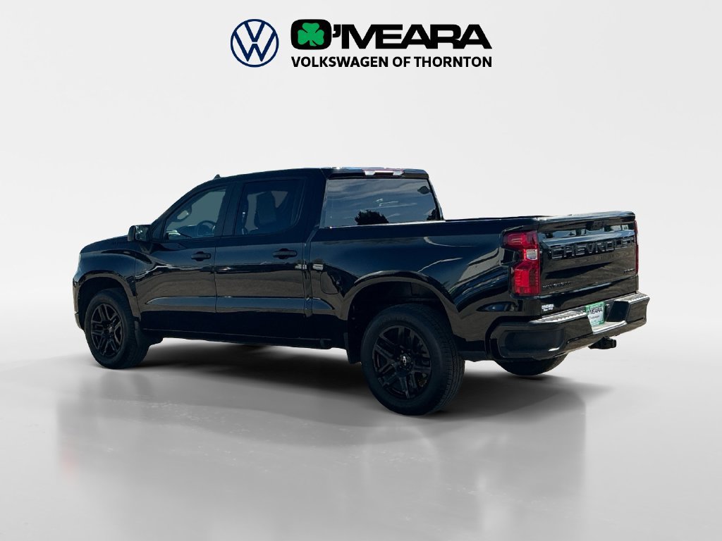 Used 2024 Chevrolet Silverado 1500 Custom w/ LPO, Dark Essentials Package RWD image 3