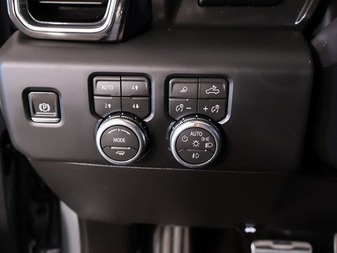 Used 2026 GMC Sierra 1500 Denali Ultimate image 10