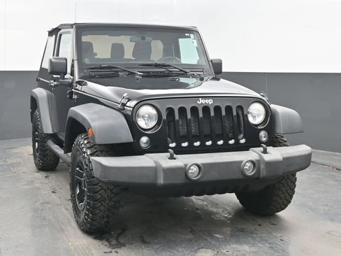 Used 2014 Jeep Wrangler Sport image 2