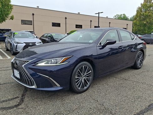 Used 2022 Lexus ES 350 w/ Premium Package FWD image 3