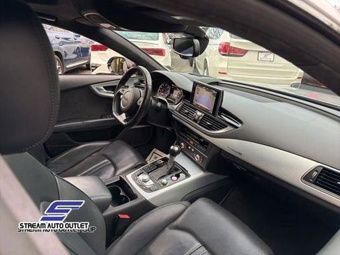 Used 2016 Audi RS 7 Prestige image 11