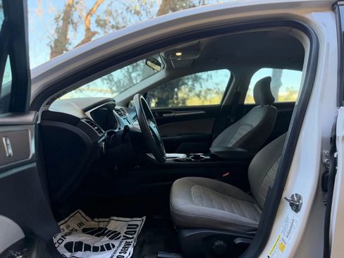 Used 2016 Ford Fusion S image 8