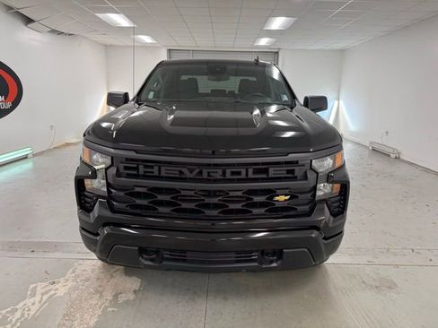 New 2026 Chevrolet Silverado 1500 Custom image 2