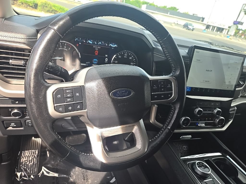 Used 2024 Ford Expedition XLT AWD/4WD image 13