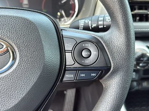 Certified 2025 Toyota RAV4 XLE AWD/4WD image 13