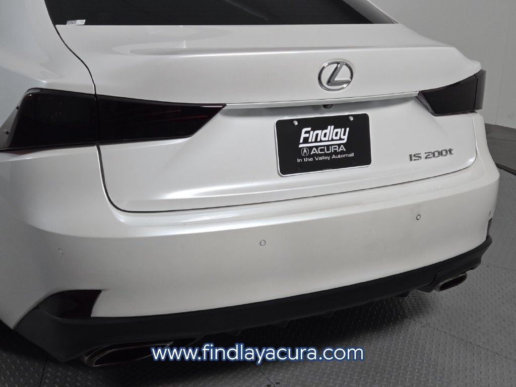 Used 2017 Lexus IS 200t w/ Navigation System Package RWD image 8