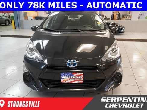 Used 2015 Toyota Prius C Two image 14