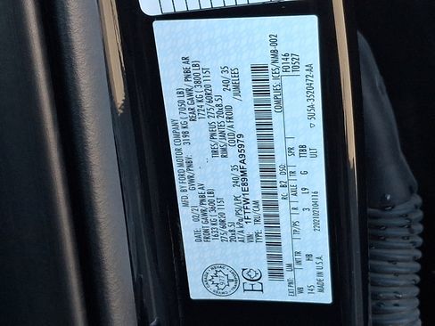 Used 2021 Ford F150 Lariat w/ Equipment Group 502A High image 27