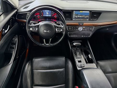 Used 2017 Kia Cadenza Technology FWD image 17