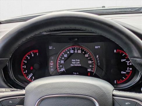 Used 2022 Dodge Durango SXT image 21