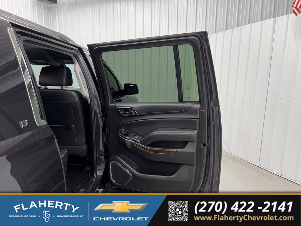 Used 2016 Chevrolet Suburban LT AWD/4WD image 12