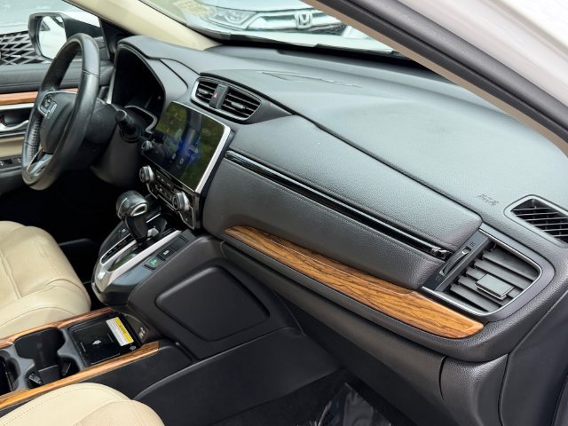 Used 2020 Honda CR-V Touring image 20