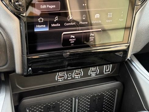 New 2026 RAM 1500 Laramie AWD/4WD image 22