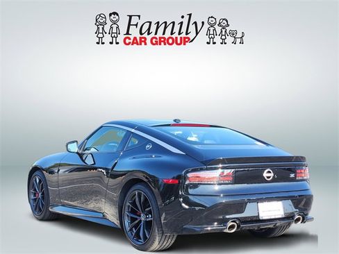 Used 2024 Nissan Z Performance w/ Floor Mat Package image 3