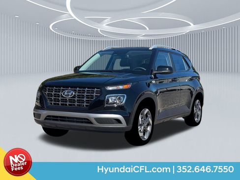 New 2026 Hyundai Venue SEL FWD image 1