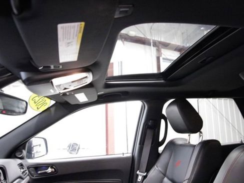 Used 2025 Dodge Durango GT image 39