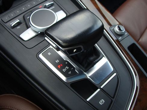 Used 2018 Audi A4 2.0T allroad Premium Plus image 16