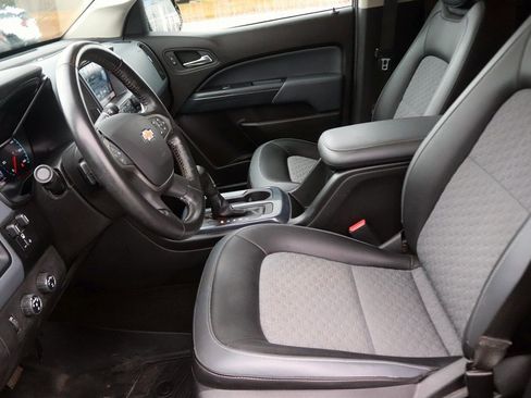 Used 2018 Chevrolet Colorado Z71 image 14