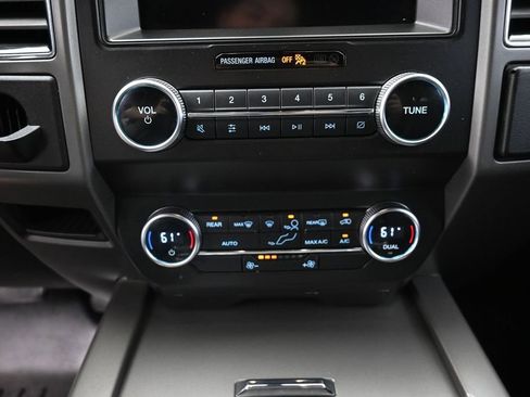 Used 2020 Ford Expedition XLT w/ Equipment Group 201A RWD image 28