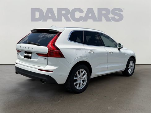 Used 2019 Volvo XC60 T5 Momentum w/ Multimedia Package AWD/4WD image 6