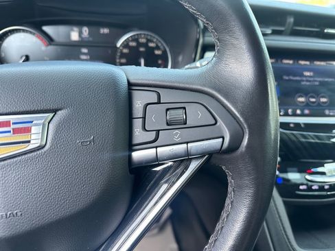 Used 2024 Cadillac XT6 Premium Luxury image 31