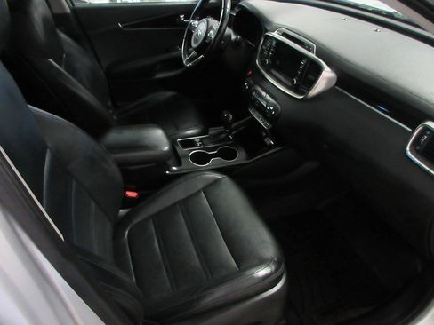 Used 2017 Kia Sorento EX AWD/4WD image 7