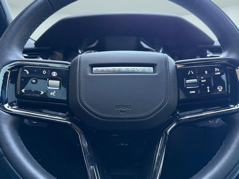 Used 2026 Land Rover Range Rover Velar S AWD/4WD image 17