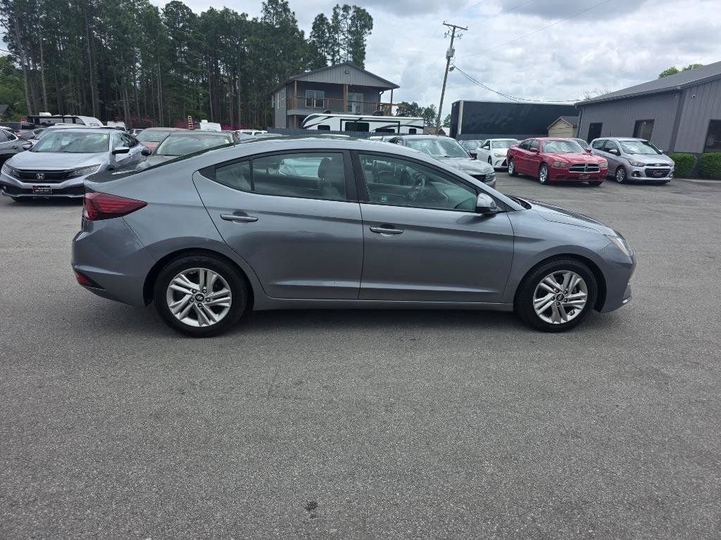Used 2019 Hyundai Elantra SEL FWD image 4