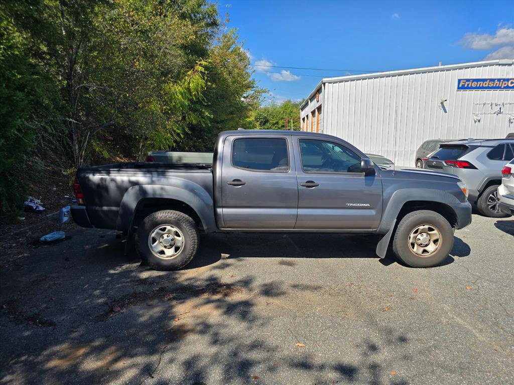 Used 2014 Toyota Tacoma PreRunner w/ Convenience Package RWD image 10