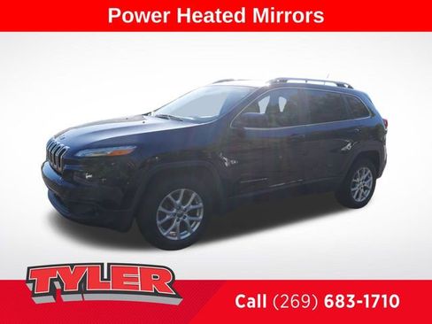 Used 2015 Jeep Cherokee Latitude w/ Cold Weather Group image 3