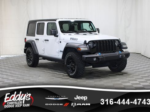 Used 2023 Jeep Wrangler Unlimited w/ 8.4" Radio Group AWD/4WD image 1