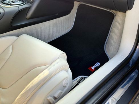 Used 2008 Audi R8 V8 image 26