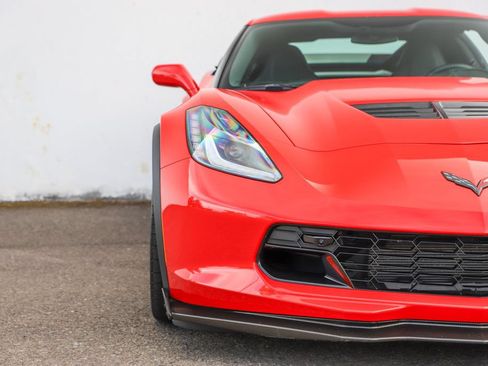 Used 2017 Chevrolet Corvette Z06 w/ Z07 Performance Package RWD image 49