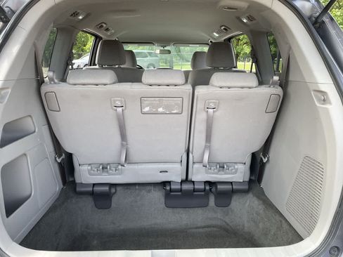 Used 2015 Honda Odyssey LX image 17