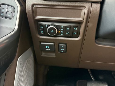 Used 2025 Ford F150 King Ranch AWD/4WD image 29