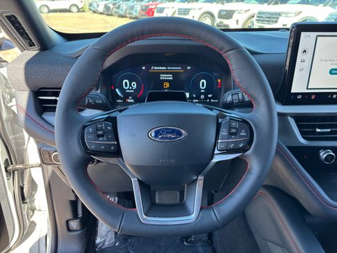 New 2026 Ford Explorer ST-Line w/ ST-Line Street Pack image 9