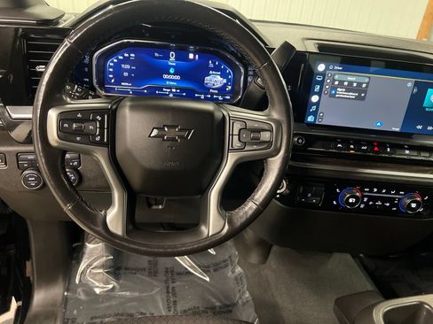 Certified 2022 Chevrolet Silverado 1500 RST w/ Protection Package AWD/4WD image 18